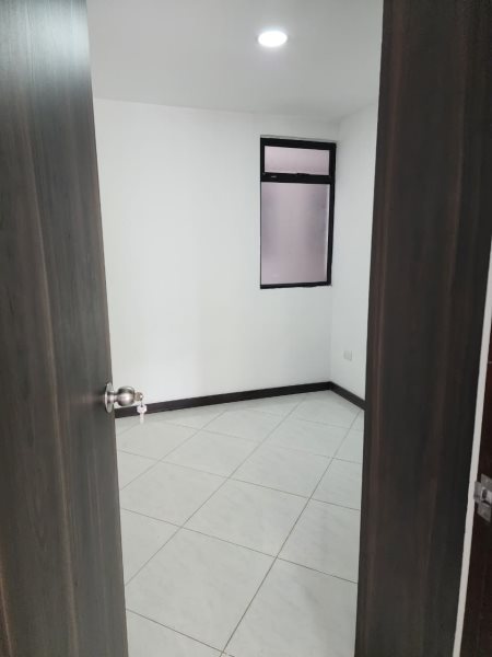Apartamento para el arriendo en La Estrella el codigo es 16958 Foto 13