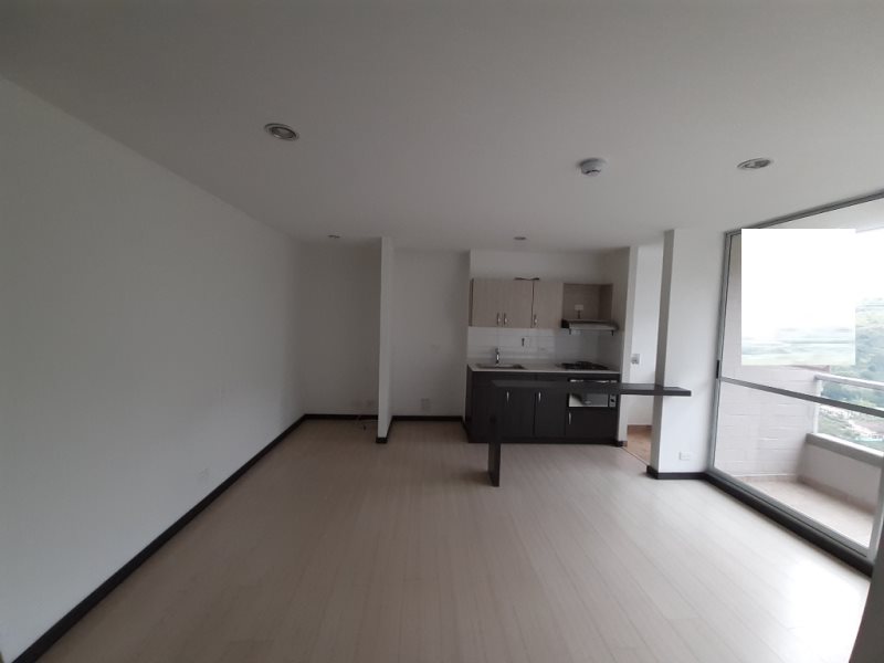 Apartamento para el arriendo en La Estrella el codigo es 9585 Foto 3