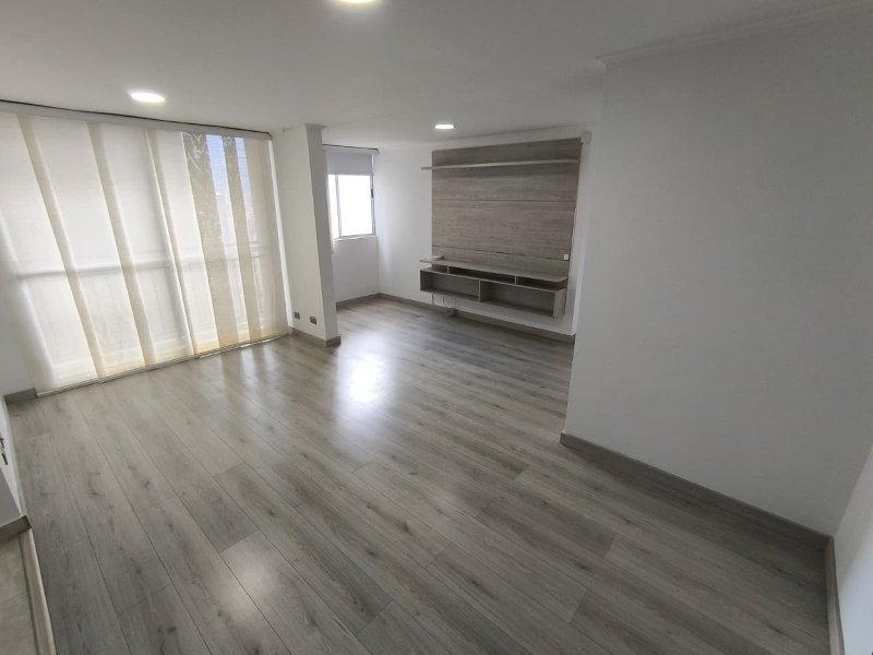 Apartamento para el arriendo en Sabaneta el codigo es 17539 Foto 3