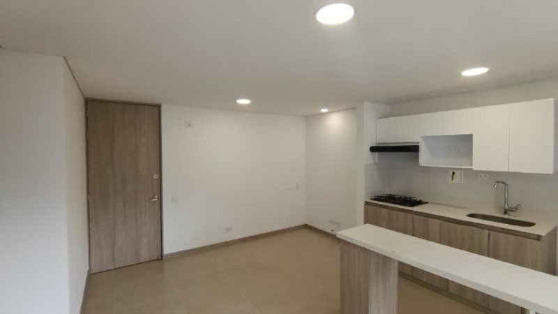 Apartamento para el arriendo en Sabaneta el codigo es 13977 Foto 3