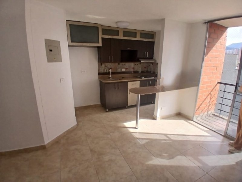Apartamento para el arriendo en Sabaneta el codigo es 17834 Foto 2