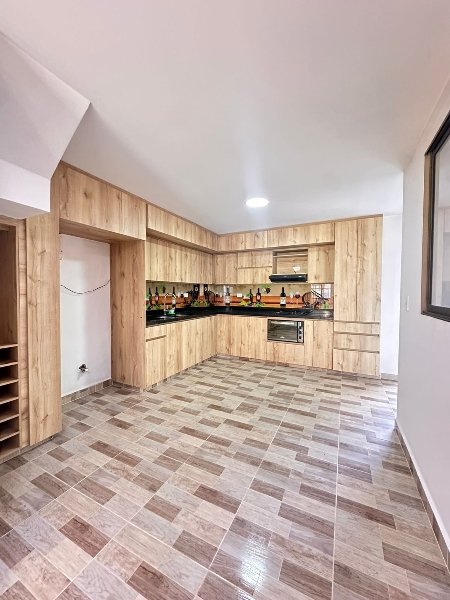 Casa para el arriendo en Caldas - Primavera el codigo es 17155 Foto 2