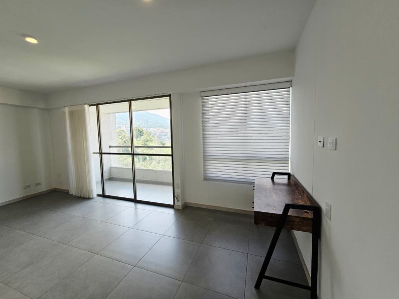 Apartamento para el arriendo en Sabaneta el codigo es 16784 Foto 8