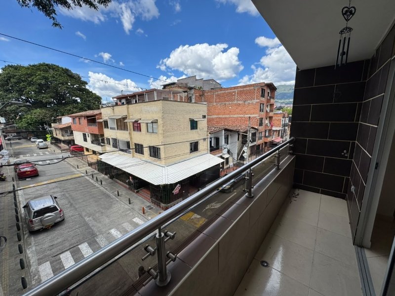 Apartamento para el arriendo en Itagüí el codigo es 17792 Foto 7