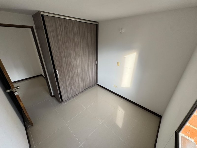 Apartamento para el arriendo en Sabaneta el codigo es 11401 Foto 11