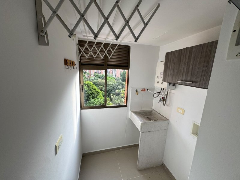 Apartamento para el arriendo en Sabaneta el codigo es 11401 Foto 14