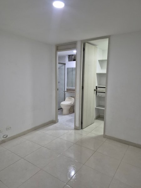 Apartamento para el arriendo en Envigado el codigo es 17778 Foto 10