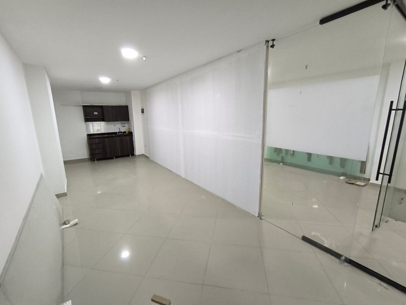 Local para el arriendo en Sabaneta el codigo es 17587 Foto 4