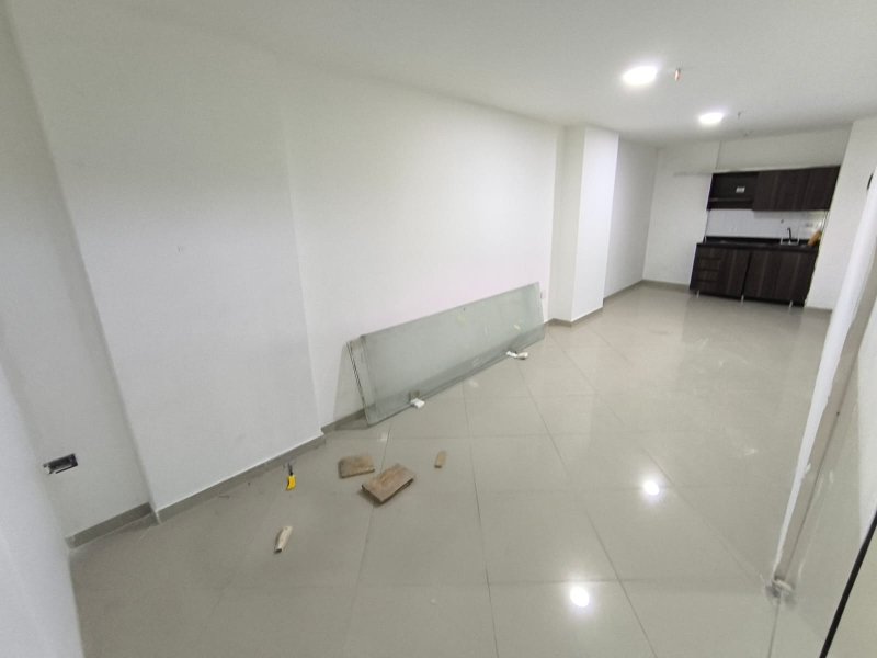 Local para el arriendo en Sabaneta el codigo es 17587 Foto 5