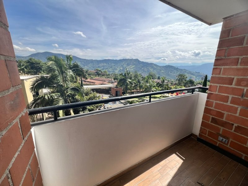 Apartamento para el arriendo en La Estrella el codigo es 8722 Foto 4