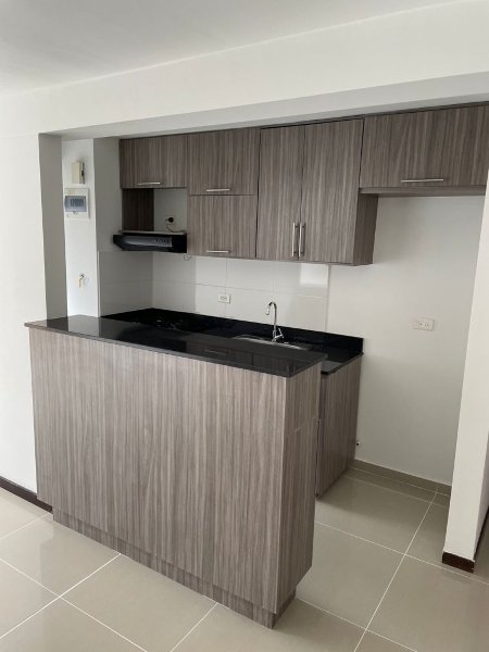 Apartamento para el arriendo en Sabaneta el codigo es 11401 Foto 3