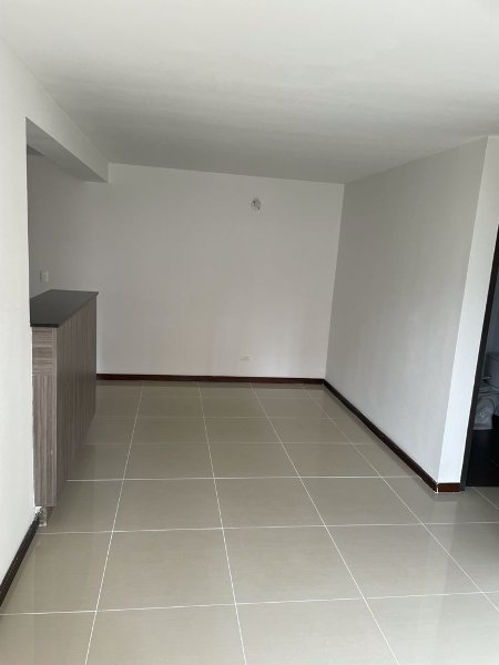 Apartamento para el arriendo en Sabaneta el codigo es 11401 Foto 4