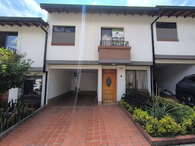 Casa para el arriendo en Sabaneta el codigo es 17998 Foto 21