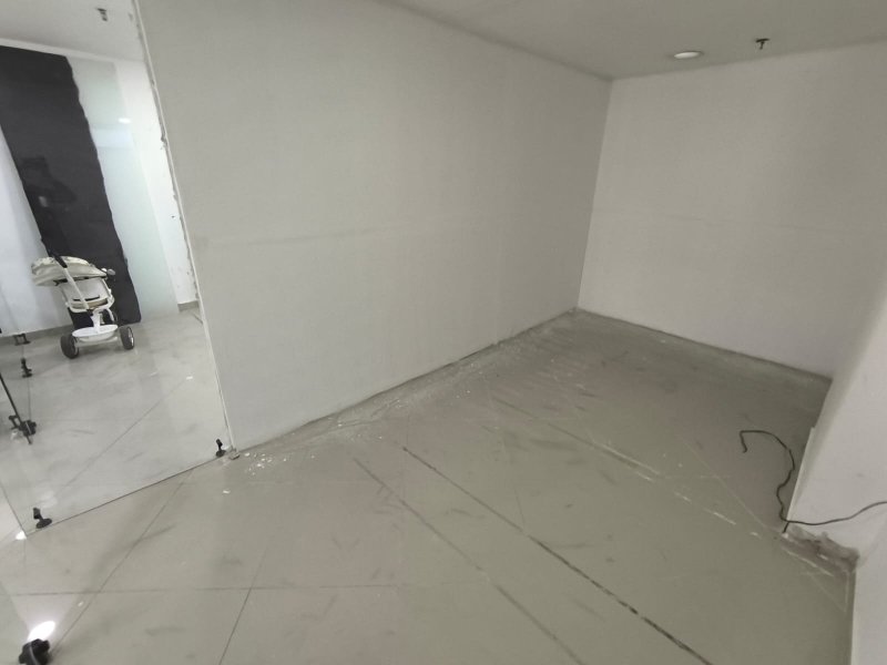 Local para el arriendo en Sabaneta el codigo es 17590 Foto 4