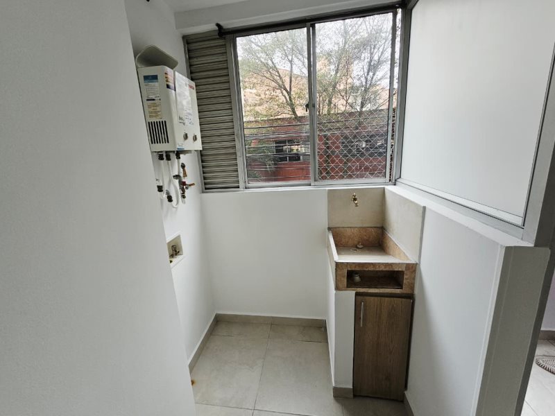 Apartamento para el arriendo en Sabaneta el codigo es 7799 Foto 14