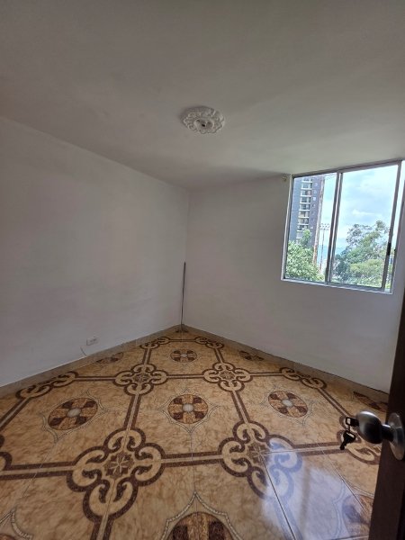 Apartamento para el arriendo en Sabaneta el codigo es 16386 Foto 12