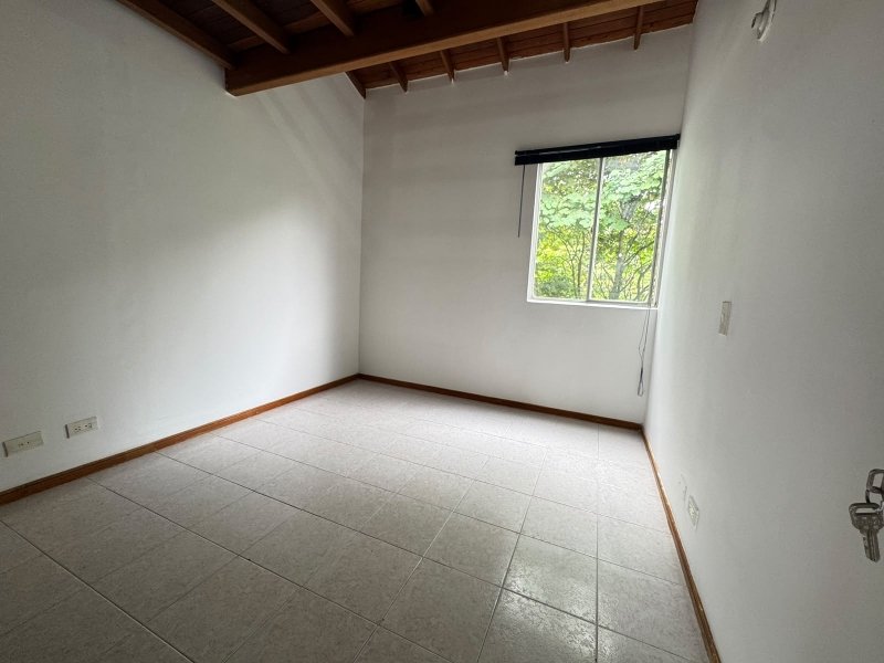 Apartamento para el arriendo en Sabaneta el codigo es 17511 Foto 11