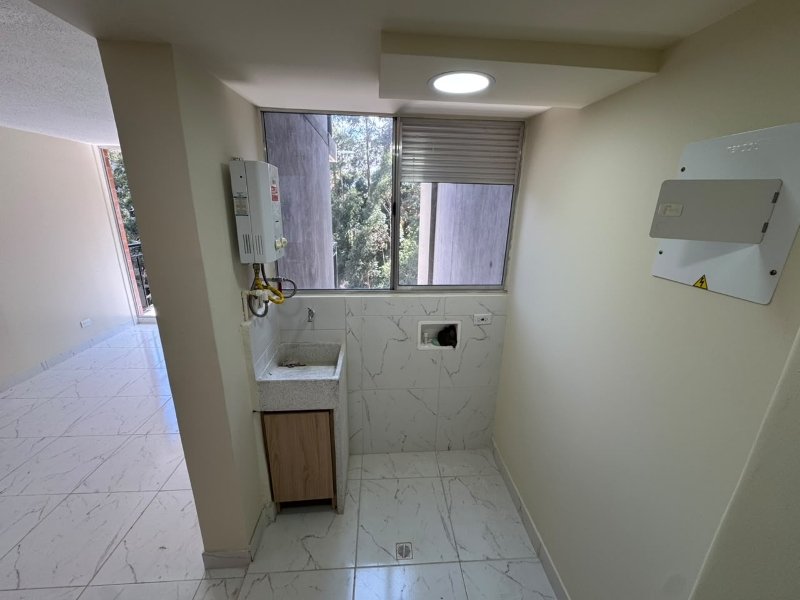 Apartamento para el arriendo en Sabaneta el codigo es 18056 Foto 14