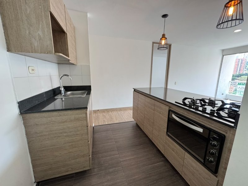 Apartamento para el arriendo en Sabaneta el codigo es 6104 Foto 3
