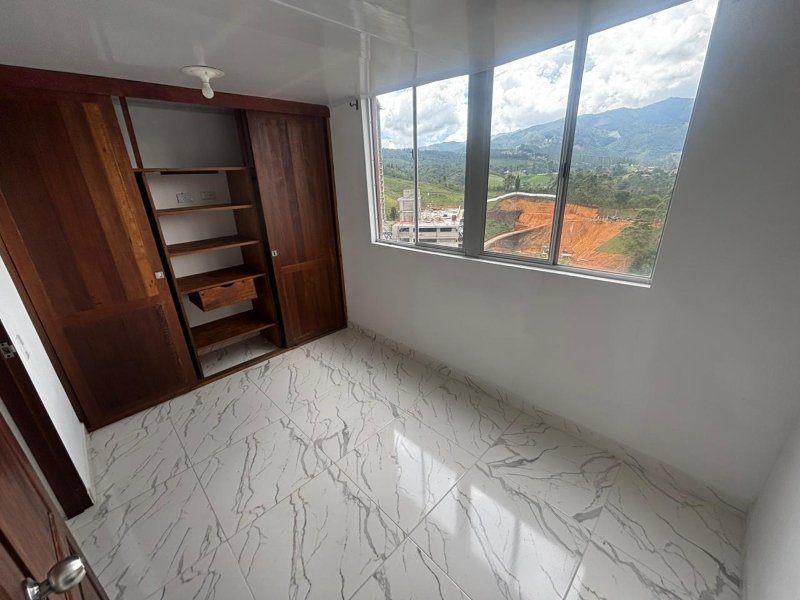 Apartamento para el arriendo en Caldas el codigo es 17518 Foto 11