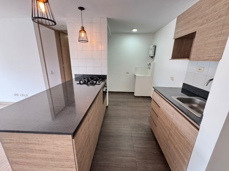 Apartamento para el arriendo en Sabaneta el codigo es 6104 Foto 2