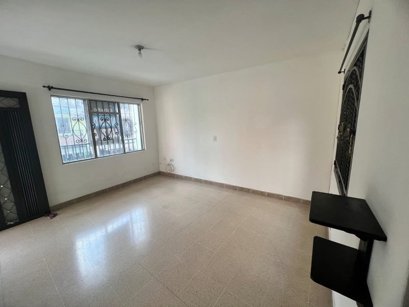 Casa para el arriendo en Itagüí el codigo es 17546 Foto 6