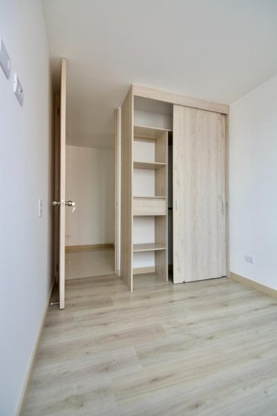 Apartamento para el arriendo en Sabaneta el codigo es 17996 Foto 9