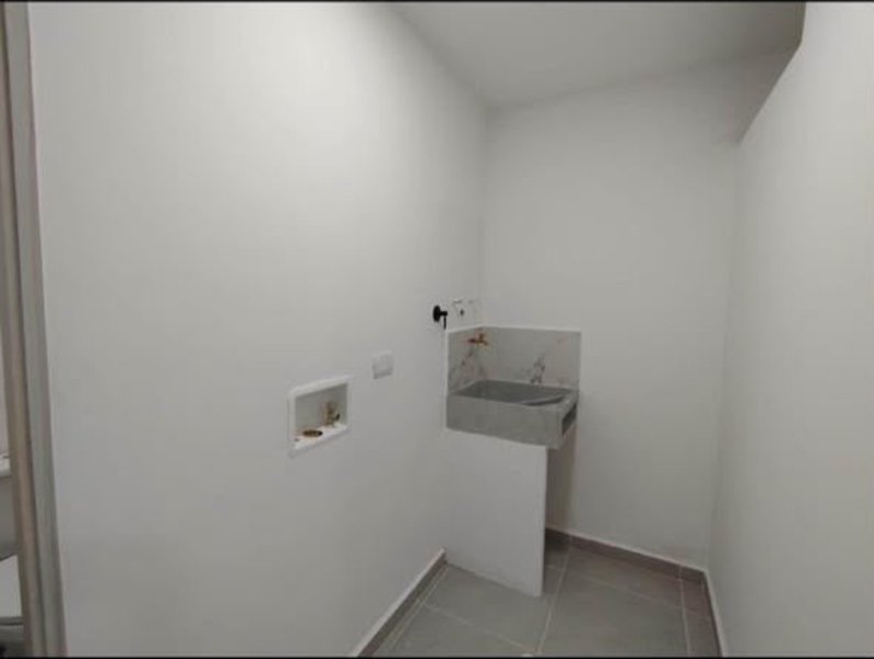 Apartaestudio para el arriendo en Sabaneta el codigo es 17958 Foto 7