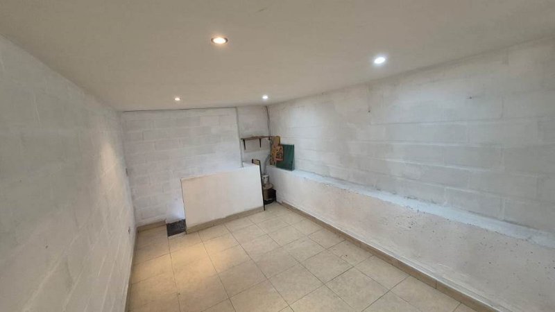 Local para el arriendo en Itagüí el codigo es 11885 Foto 4