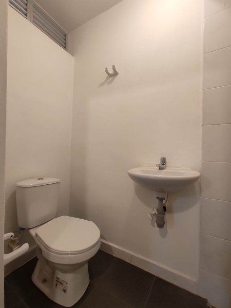 Local para el arriendo en Envigado el codigo es 17359 Foto 12