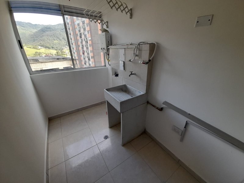 Apartamento para el arriendo en Sabaneta el codigo es 17567 Foto 15