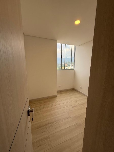 Apartamento para el arriendo en La Estrella el codigo es 17547 Foto 8