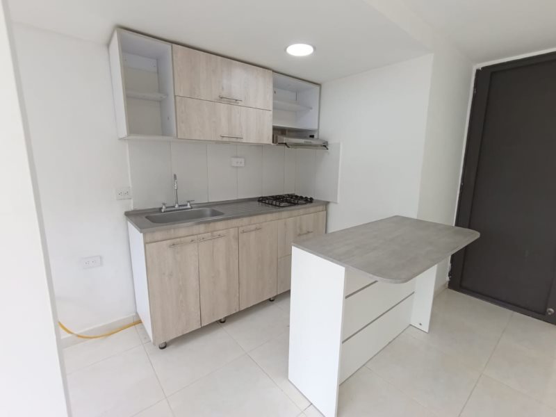 Apartamento para el arriendo en La Estrella el codigo es 17008 Foto 2