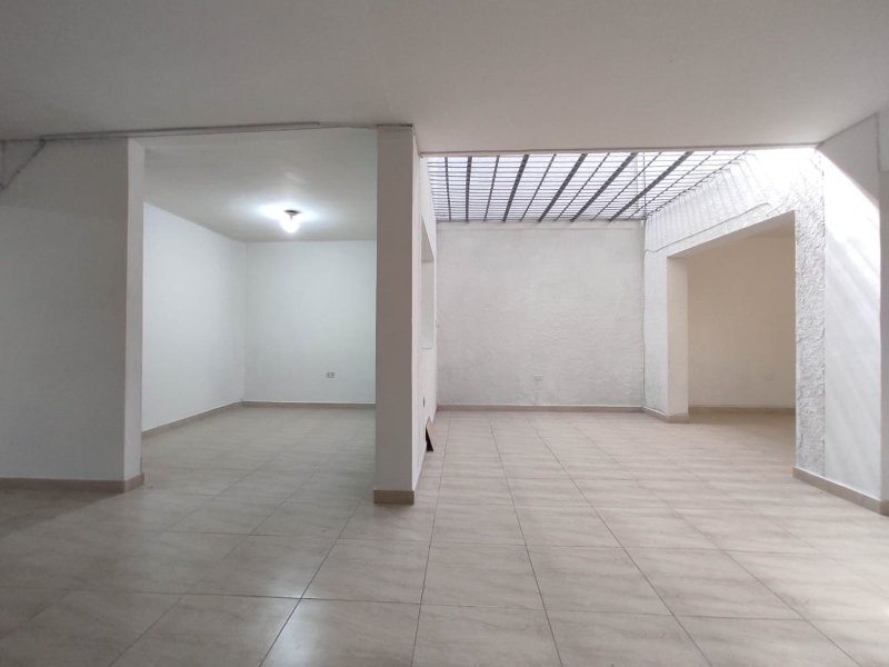 Local para el arriendo en Envigado el codigo es 17359 Foto 5