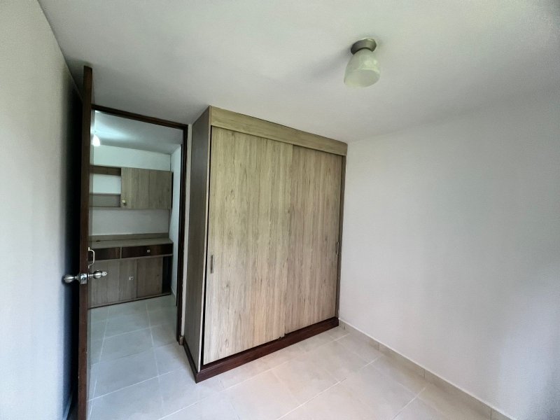 Apartamento para el arriendo en Sabaneta el codigo es 10321 Foto 8