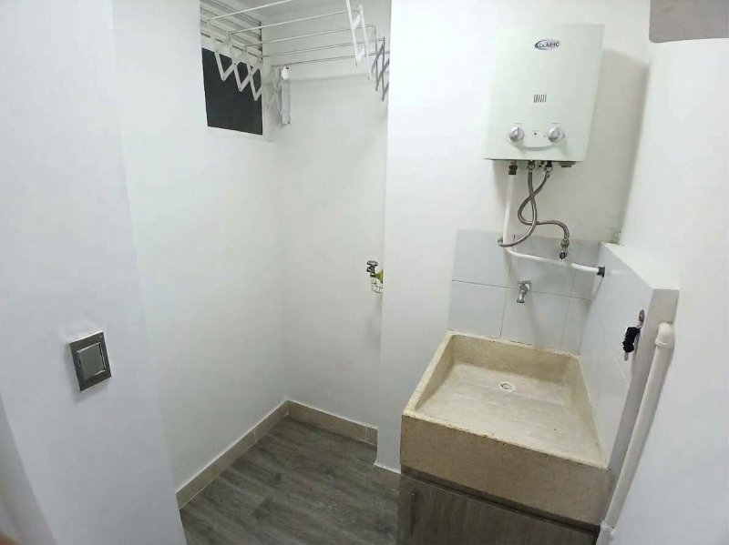 Apartamento para el arriendo en Sabaneta el codigo es 18021 Foto 12