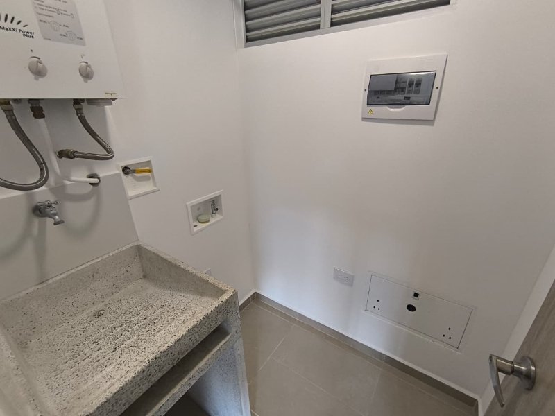 Apartamento para el arriendo en Sabaneta el codigo es 17762 Foto 14
