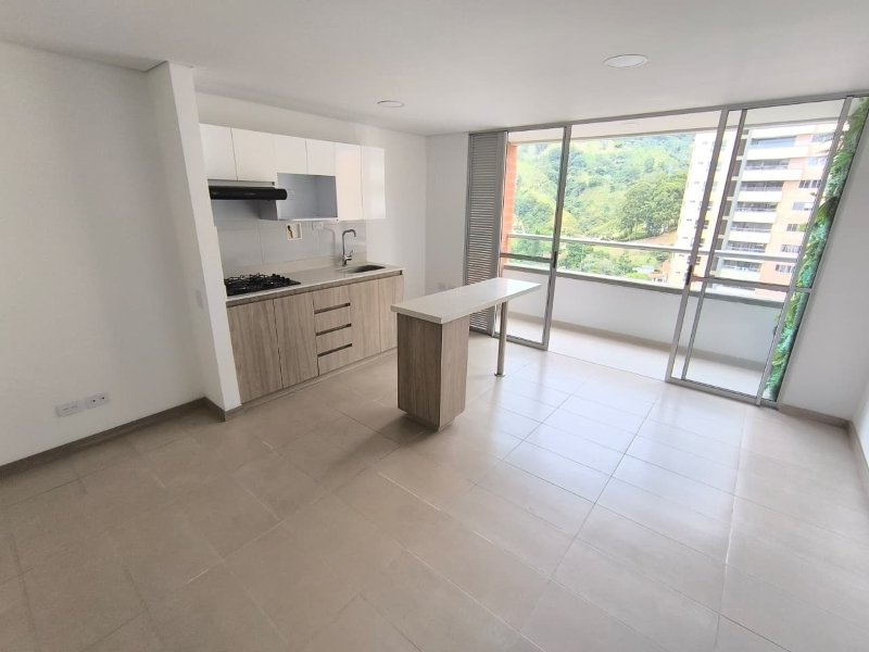 Apartamento para el arriendo en Sabaneta el codigo es 17762 Foto 2
