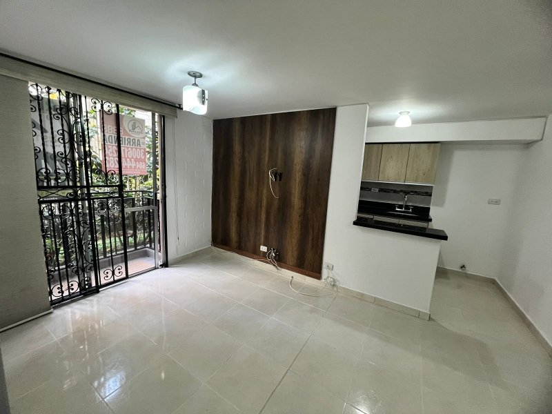Apartamento para el arriendo en Sabaneta el codigo es 10321 Foto 2