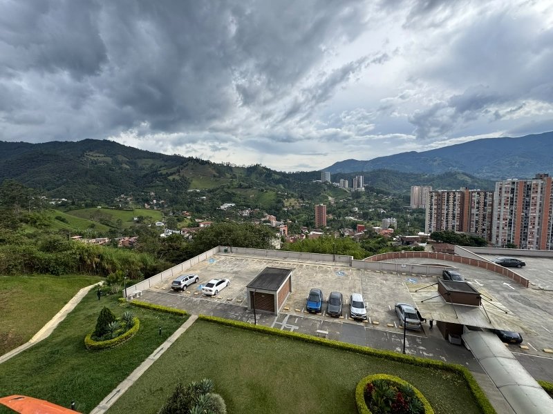 Apartamento para el arriendo en Sabaneta el codigo es 7646 Foto 6