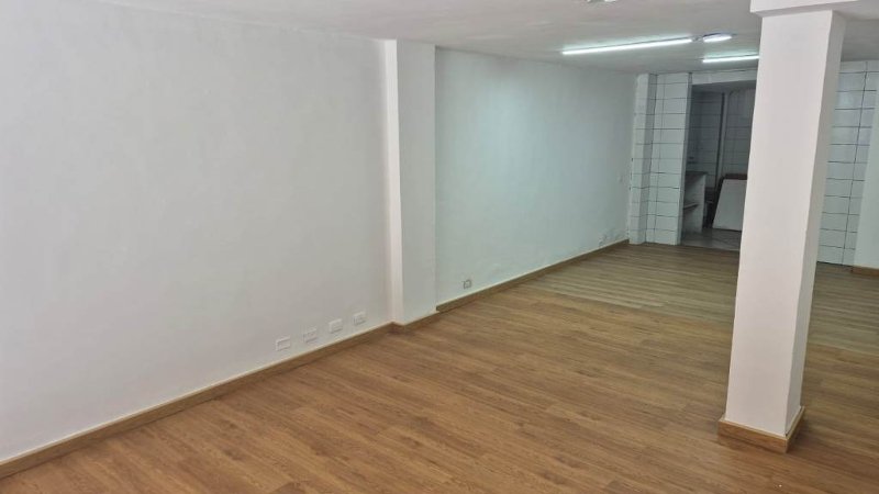 Local para el arriendo en Sabaneta el codigo es 14585 Foto 2