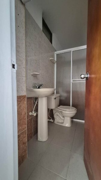 Local para el arriendo en Sabaneta el codigo es 14585 Foto 11