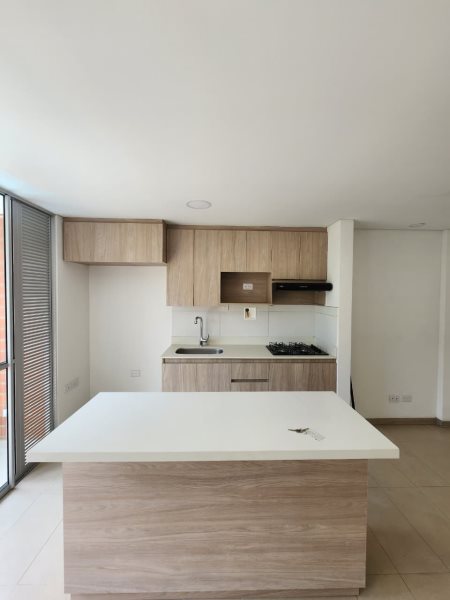 Apartamento para el arriendo en Sabaneta el codigo es 16892 Foto 3
