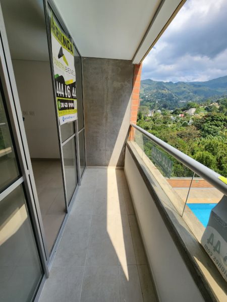 Apartamento para el arriendo en Sabaneta el codigo es 16892 Foto 6