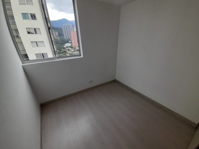 Apartamento para el arriendo en Sabaneta el codigo es 9193 Foto 6