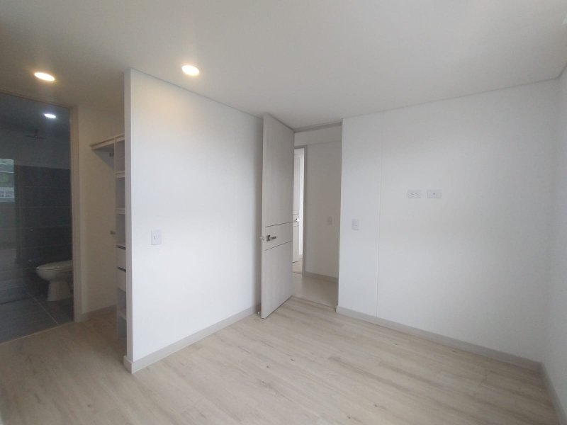 Apartamento para el arriendo en La Estrella el codigo es 17831 Foto 6