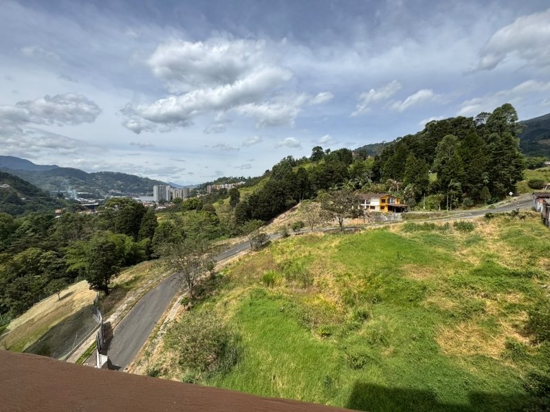 Apartamento para el arriendo en La Estrella el codigo es 17672 Foto 8