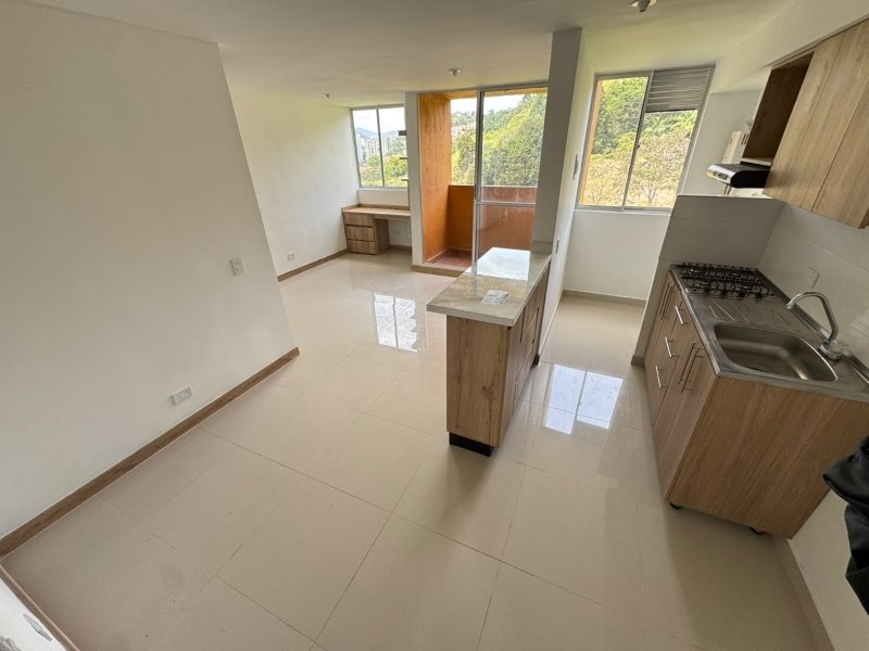 Apartamento para el arriendo en La Estrella el codigo es 17672 Foto 5