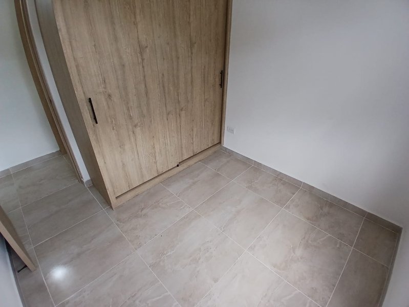 Apartamento para el arriendo en Caldas el codigo es 17690 Foto 6