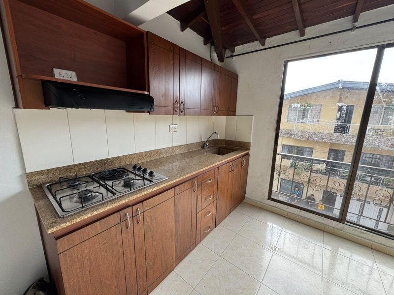 Apartamento para el arriendo en Envigado el codigo es 14096 Foto 2